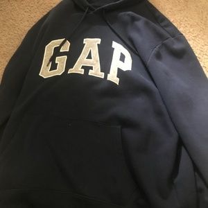 GAP sweater